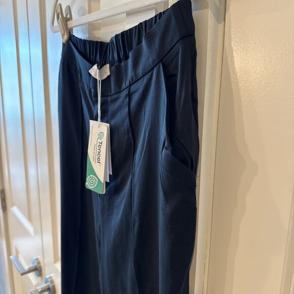 GRANA -NWT- Black Tencel Side Slit Career Pants Trousers | Large - Picture 8 of 12